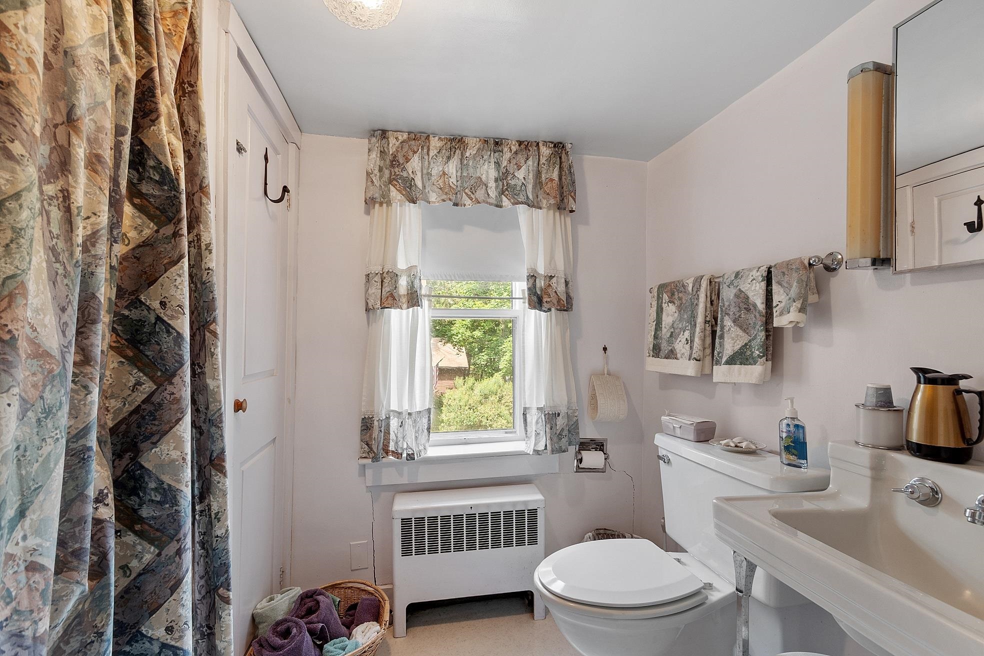73 Mammoth Road Pelham, NH 03076 - Photo 34 of 48 Gallery Image 34