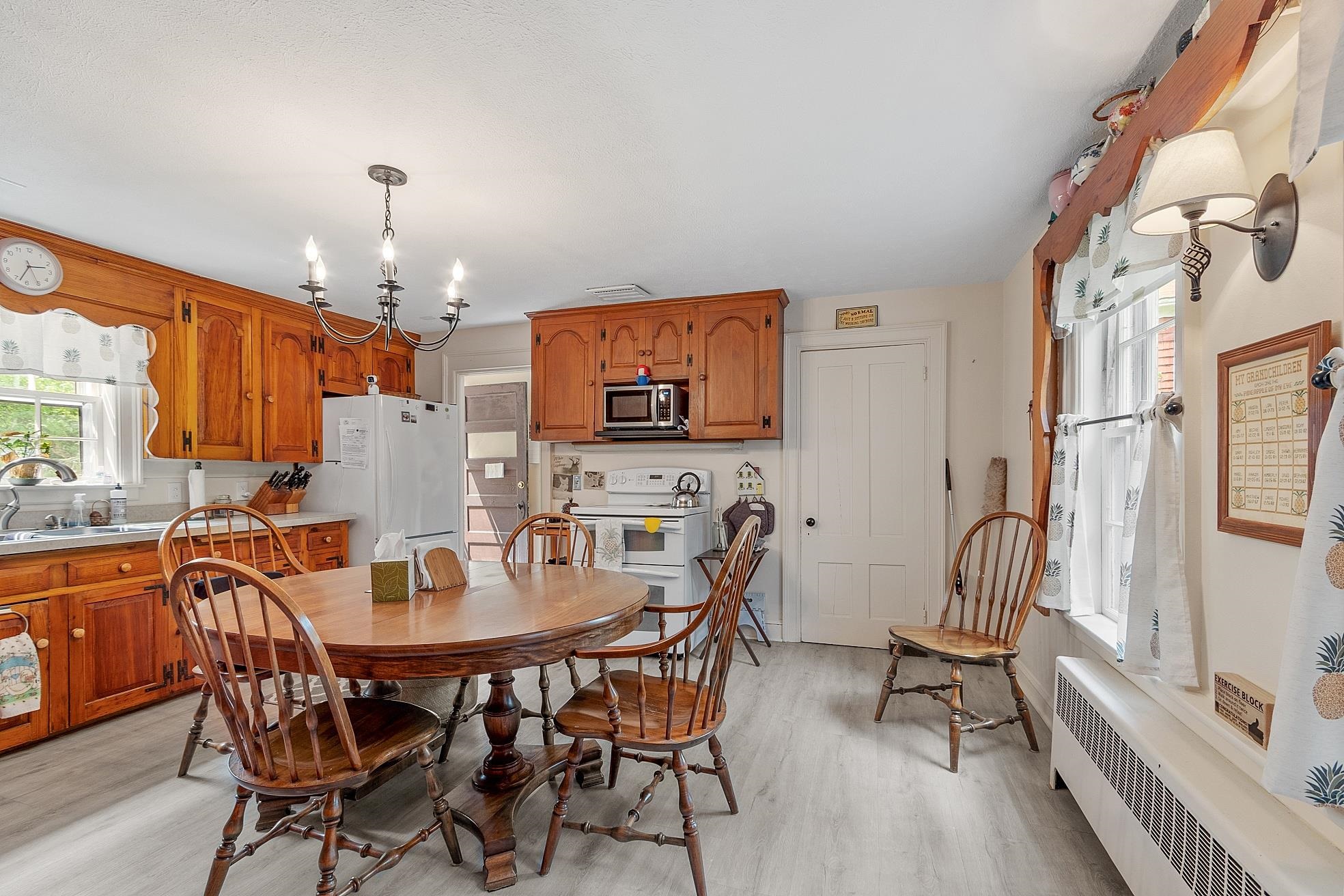73 Mammoth Road Pelham, NH 03076 - Photo 42 of 48 Gallery Image 42