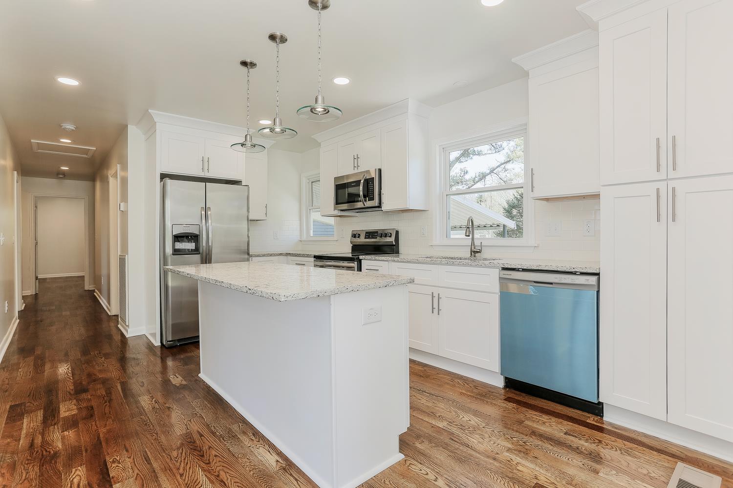 609 Hayes Street Springfield, TN 37172 - Photo 1 of 21 Gallery Image 1