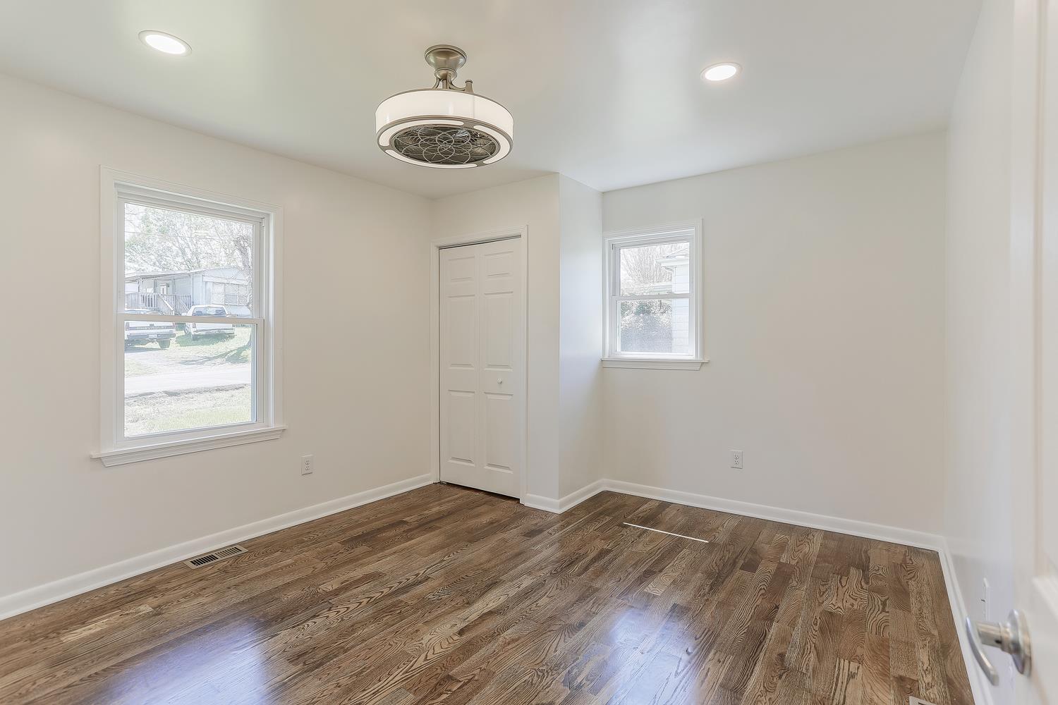 609 Hayes Street Springfield, TN 37172 - Photo 13 of 21 Gallery Image 13