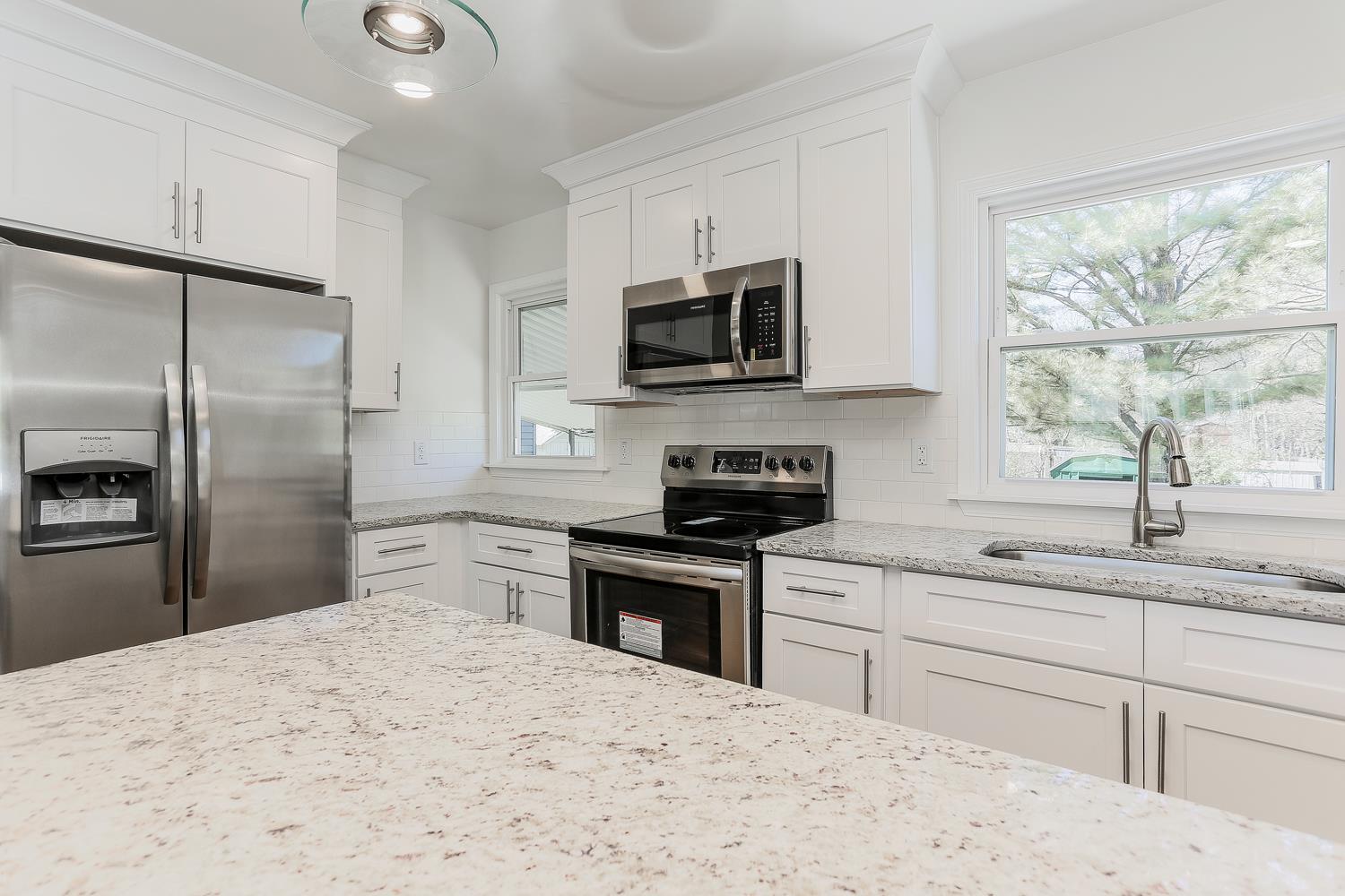 609 Hayes Street Springfield, TN 37172 - Photo 4 of 21 Gallery Image 4
