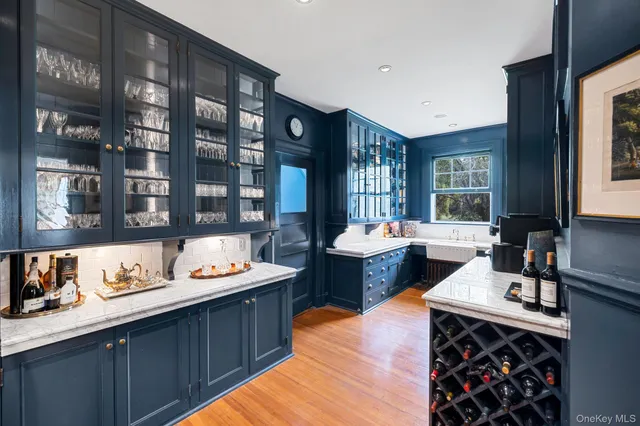 $60,000 | 94 Quogue Street, Quogue, NY 11959