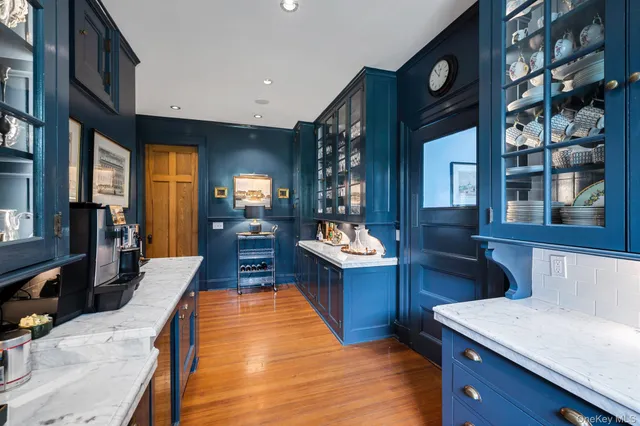 $60,000 | 94 Quogue Street, Quogue, NY 11959