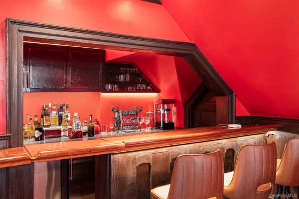 $60,000 | 94 Quogue Street, Quogue, NY 11959