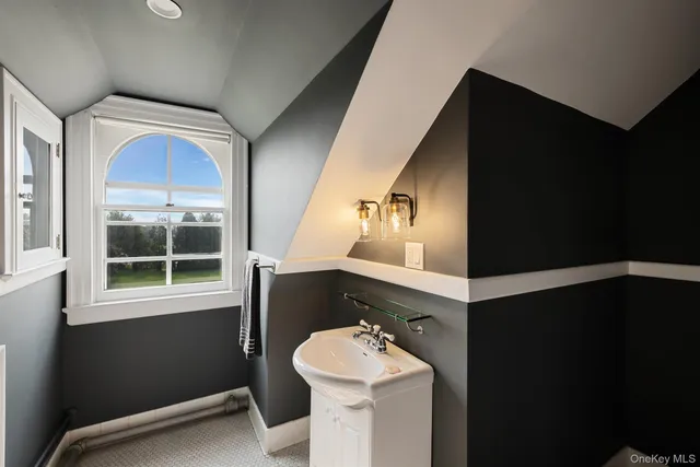 $60,000 | 94 Quogue Street, Quogue, NY 11959