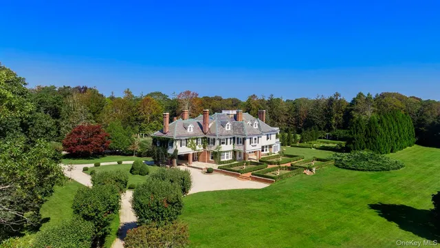 $60,000 | 94 Quogue Street, Quogue, NY 11959