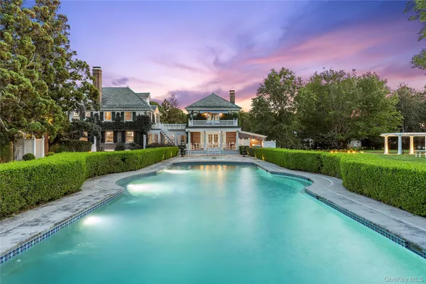 $60,000 | 94 Quogue Street, Quogue, NY 11959