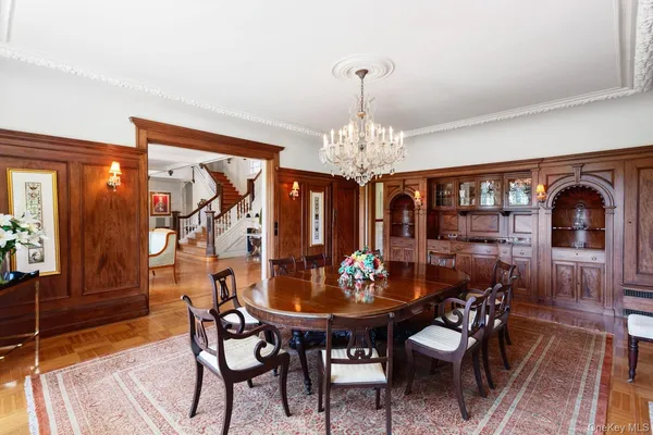 $60,000 | 94 Quogue Street, Quogue, NY 11959