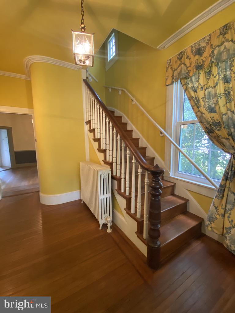 622 Rock Spring Road Bel Air, MD 21014 - Photo 9 of 37 Side hall at front of home