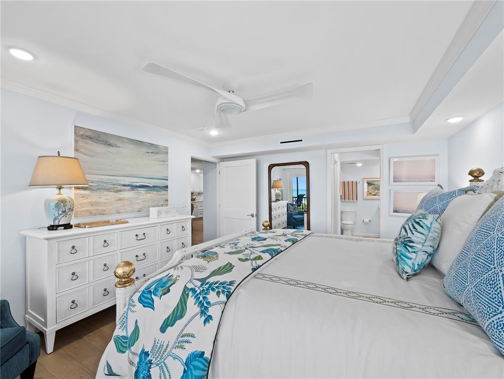 420 Beach Road, Unit 502 Sarasota, FL 34242 - Photo 16 of 34