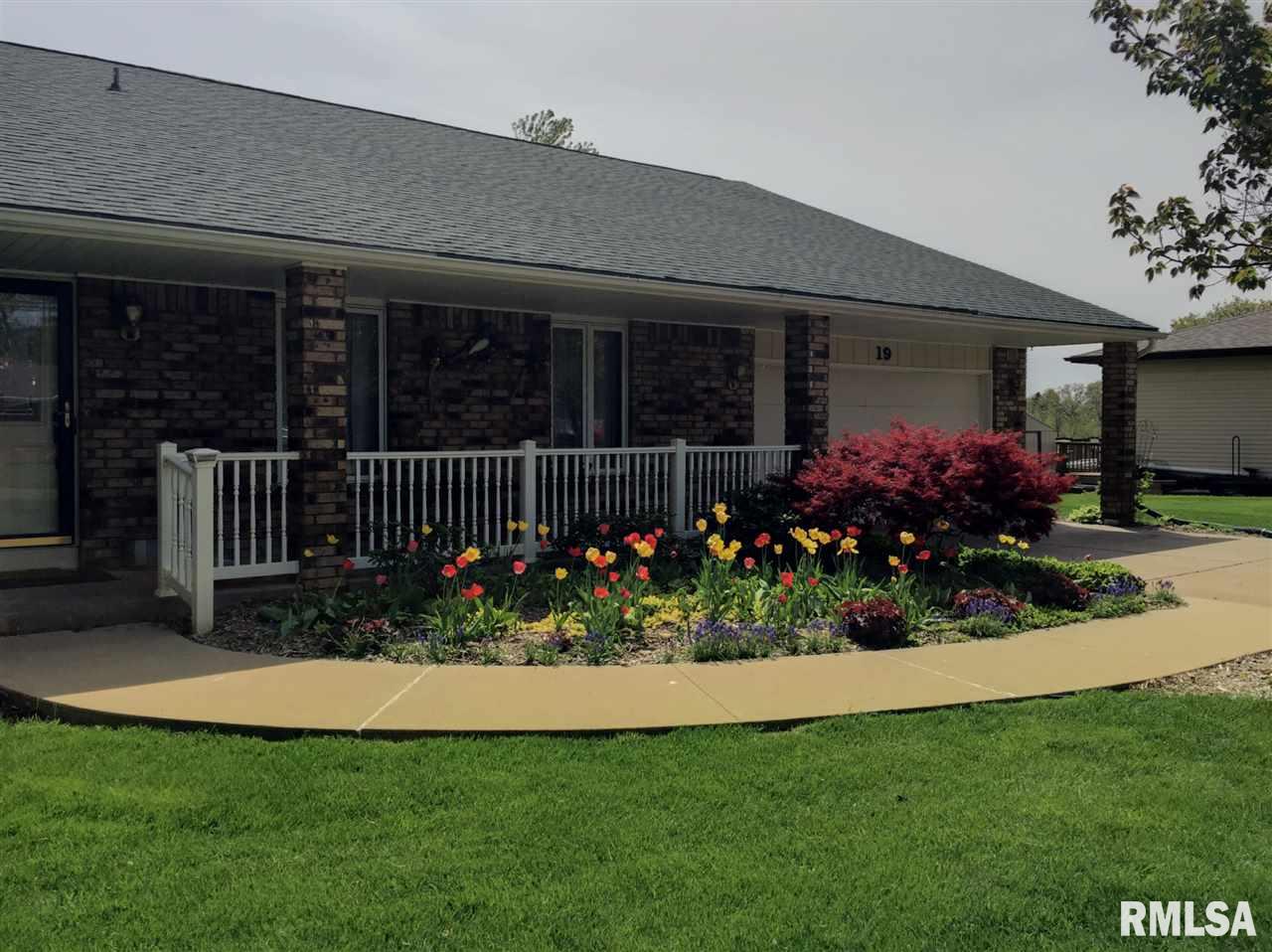 19 Oak Grove Road Geneseo, IL 61254 - Photo 2 of 8 Gallery Image 2