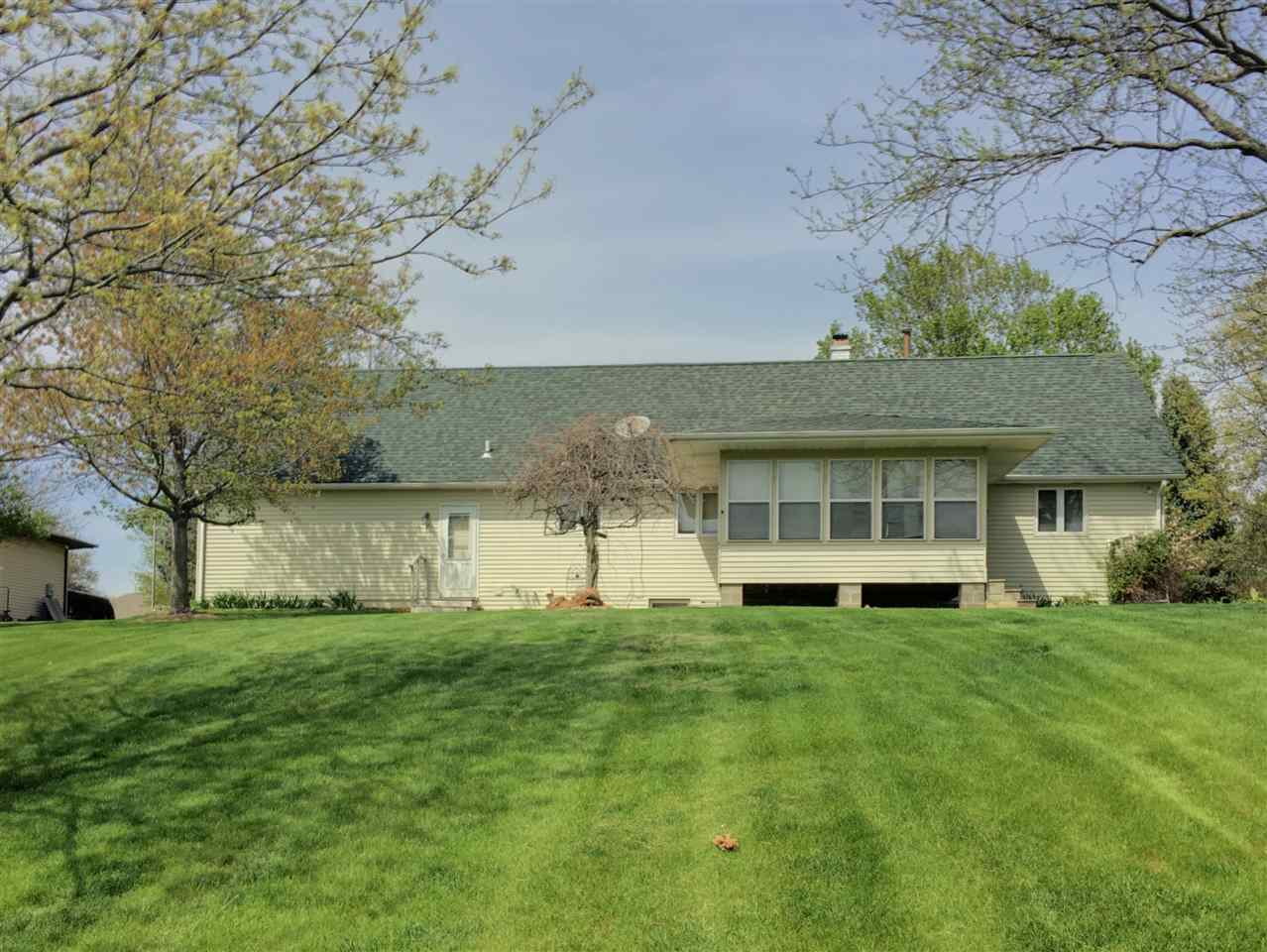 19 Oak Grove Road Geneseo, IL 61254 - Photo 6 of 8 Gallery Image 6