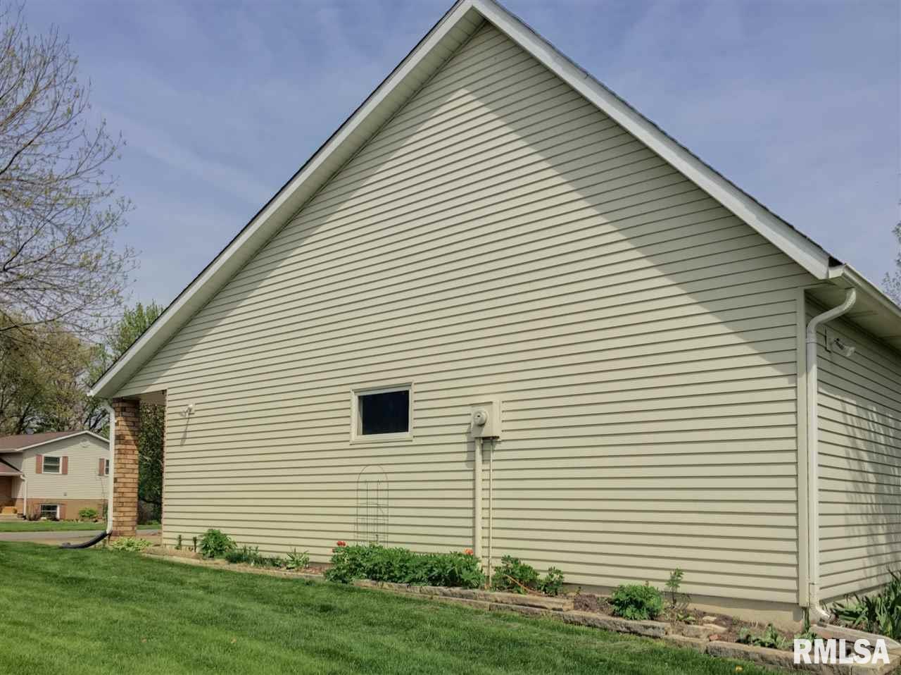 19 Oak Grove Road Geneseo, IL 61254 - Photo 8 of 8 Gallery Image 8