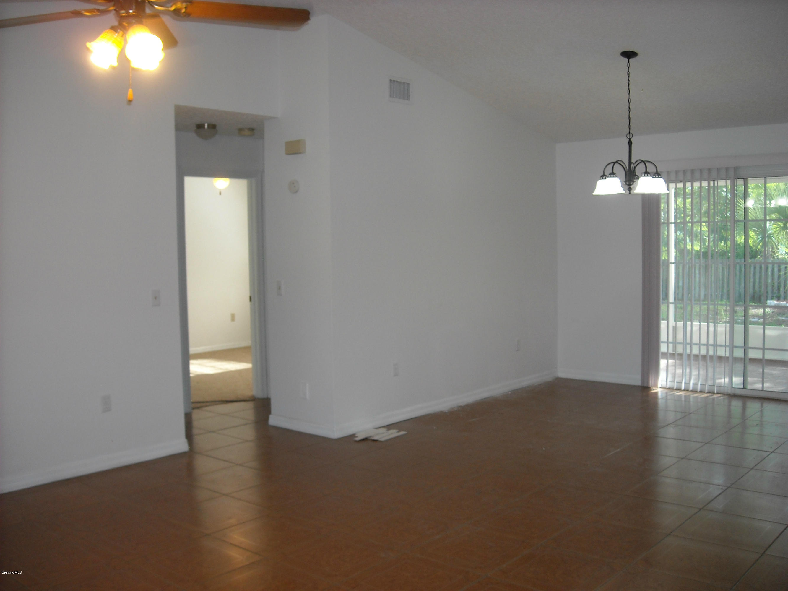 6445 Hudson Road Cocoa, FL 32927 - Photo 4 of 17 DSCN0526