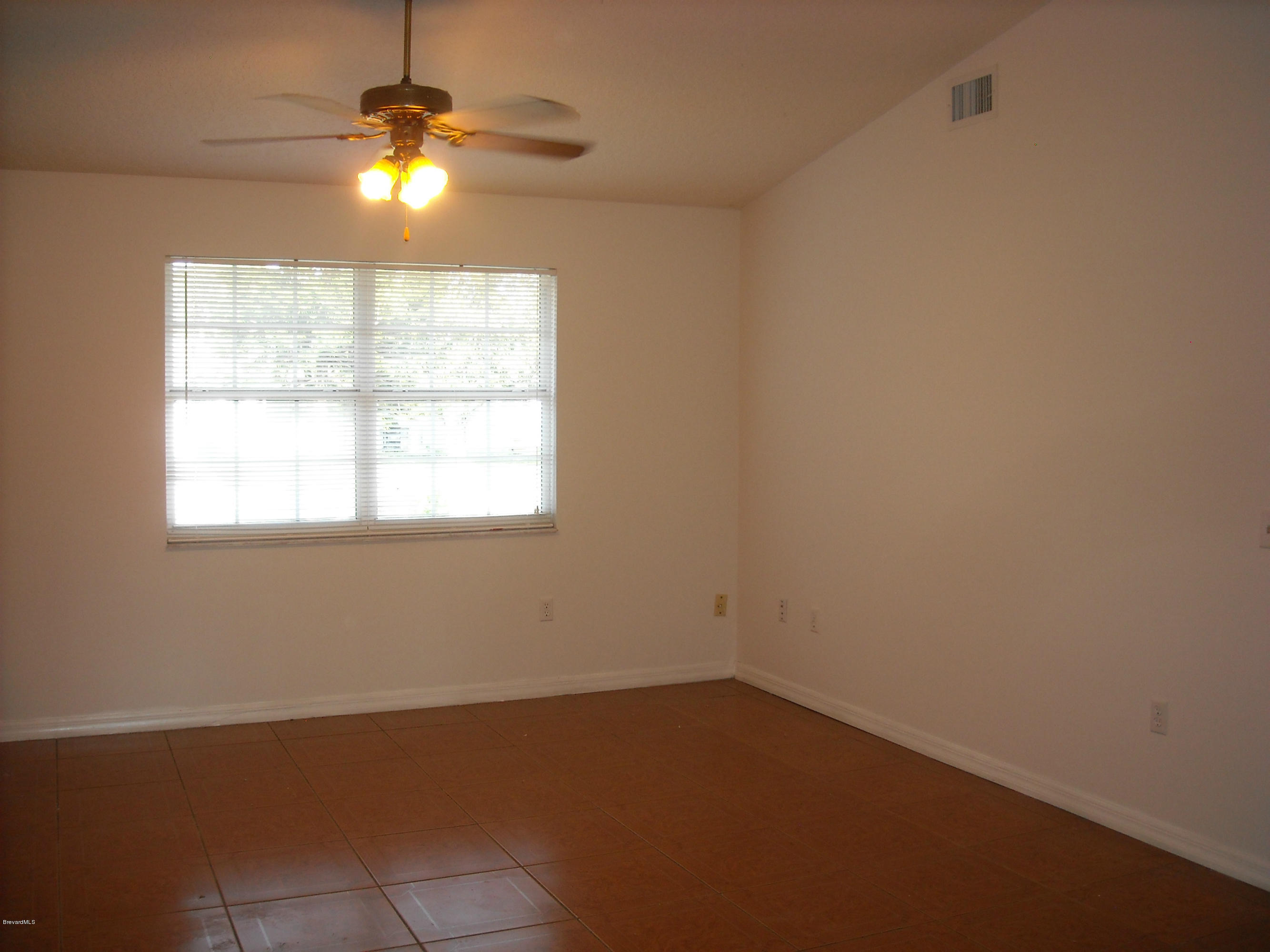6445 Hudson Road Cocoa, FL 32927 - Photo 10 of 17 DSCN0529