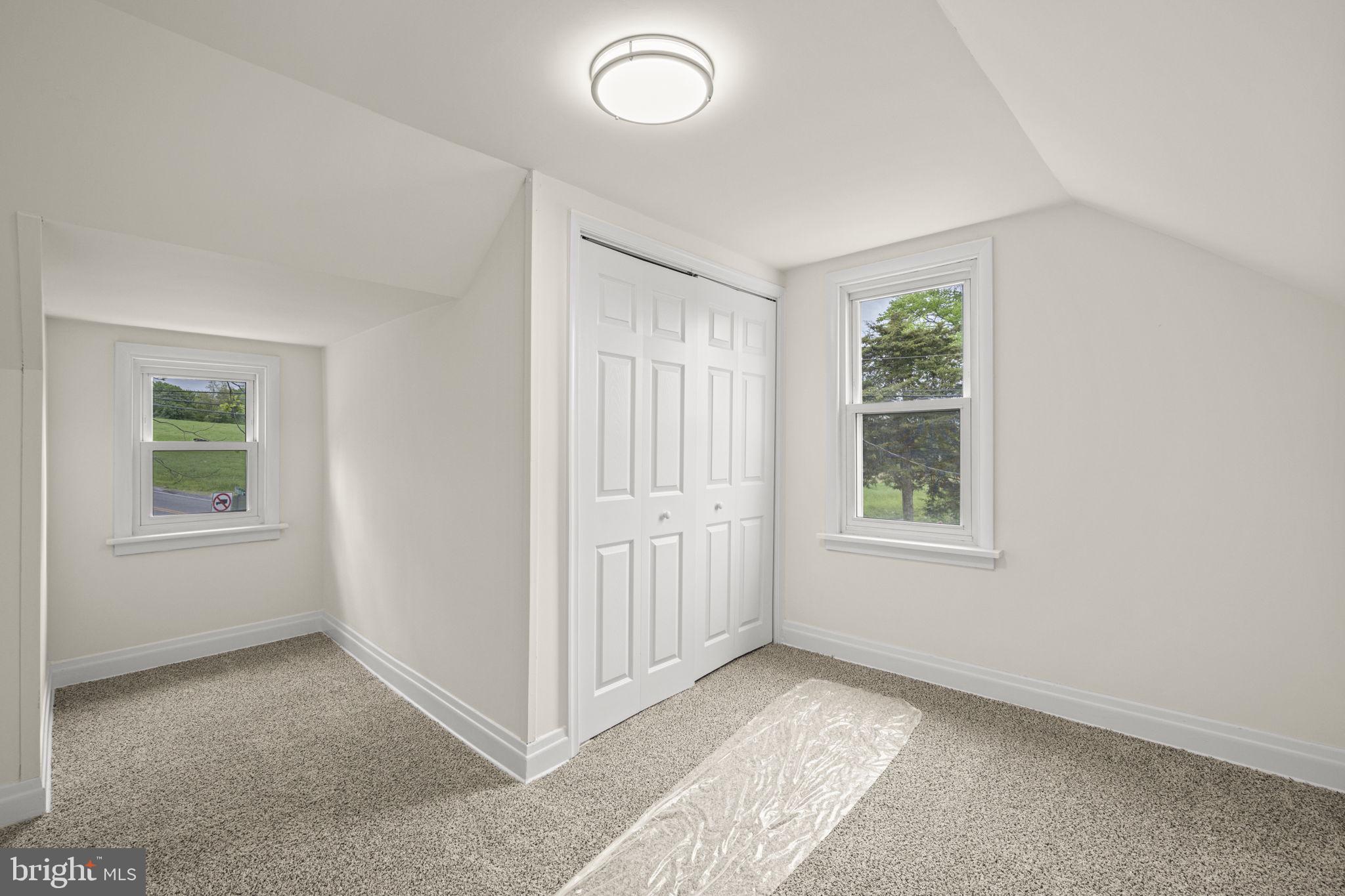 3305 Roundtop Road Hershey, PA 17033 - Photo 15 of 44