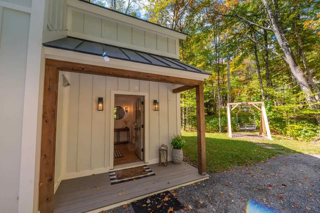 $849,000 | 101 N Road, Wilmington, VT 05363