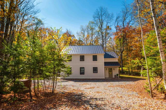 $849,000 | 101 N Road, Wilmington, VT 05363