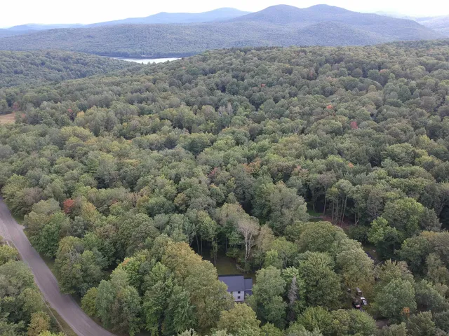 $849,000 | 101 N Road, Wilmington, VT 05363