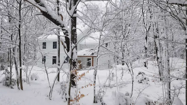 $849,000 | 101 N Road, Wilmington, VT 05363