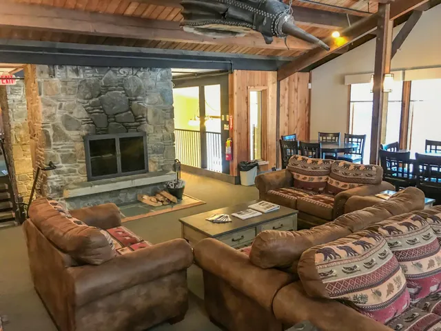 $849,000 | 101 N Road, Wilmington, VT 05363