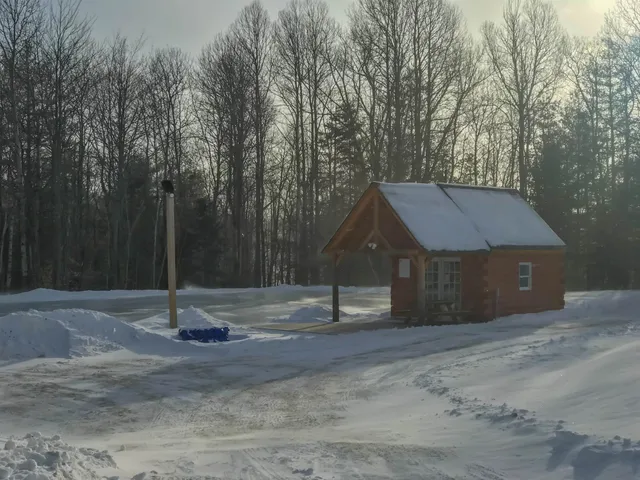 $849,000 | 101 N Road, Wilmington, VT 05363