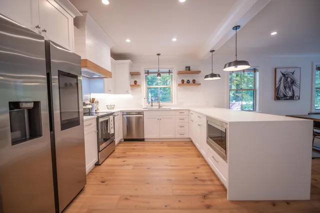 $849,000 | 101 N Road, Wilmington, VT 05363