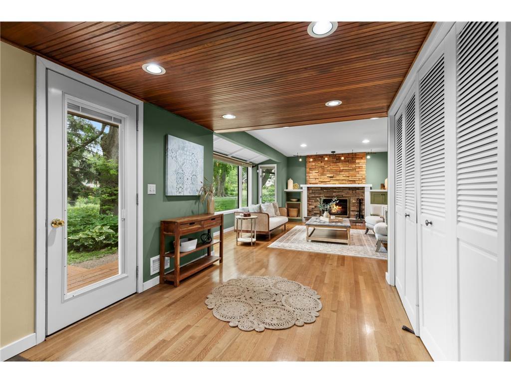 6521 Gleason Road Edina, MN 55439 - Photo 14 of 45