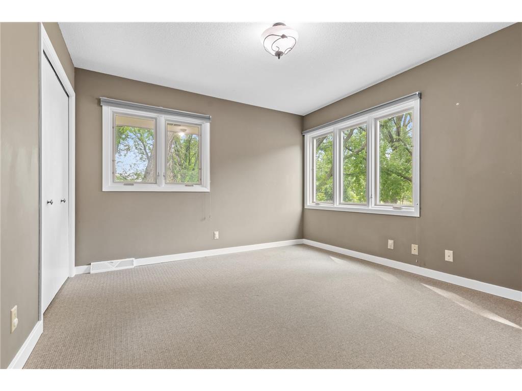 6521 Gleason Road Edina, MN 55439 - Photo 32 of 45