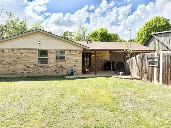 $250,000 | 806 Glen Key Street, Denison, TX 75020