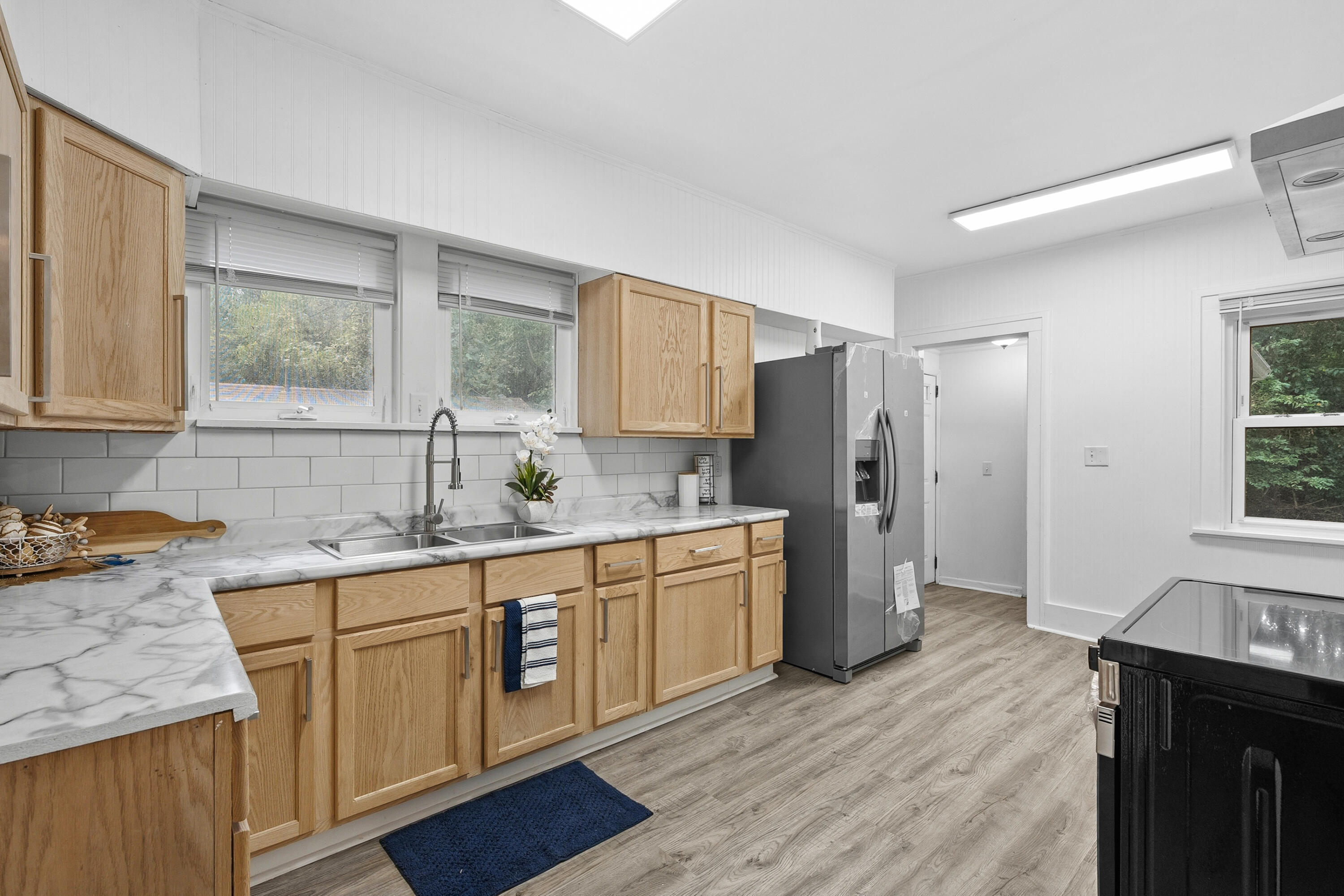 809 Chicago Kalamazoo, MI 49048 - Photo 11 of 34 809 Chicago Ave - 14