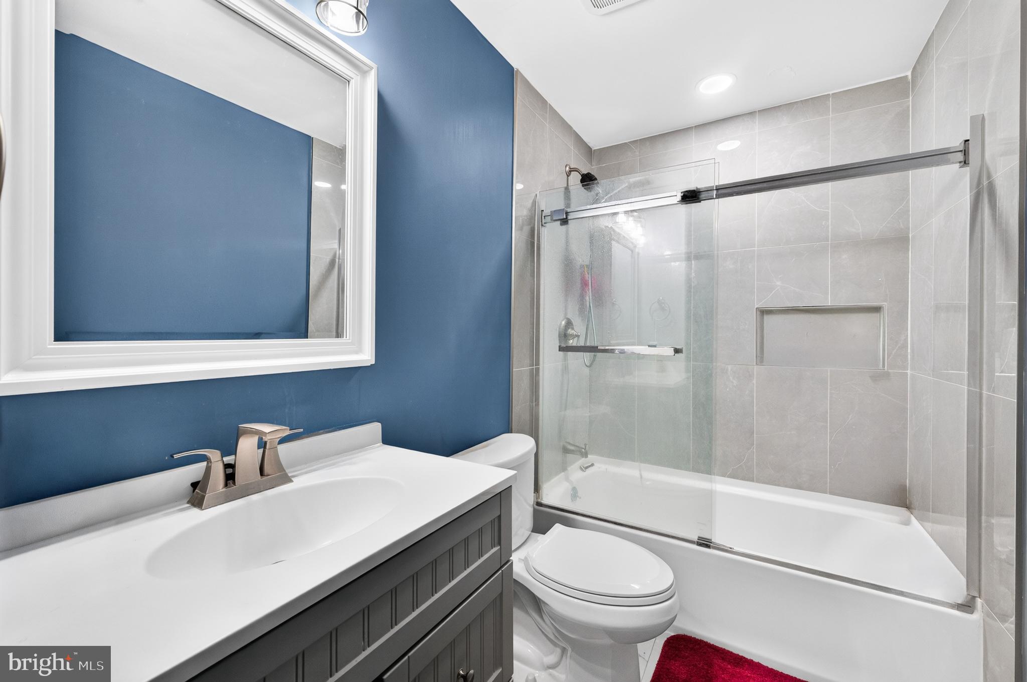 160 Magnolia Road Sterling, VA 20164 - Photo 16 of 25 Guess Bathroom