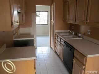 32149 West 12 Mile Road, Unit 22 Farmington, MI 48334 - Photo 5 of 10 12 MILE 5.jpg