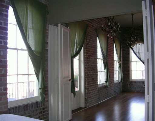 232 Decatur Street, Unit 4D New Orleans, LA 70130 - Photo 5 of 8 Gallery Image 5