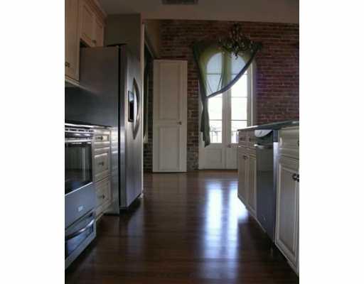 232 Decatur Street, Unit 4D New Orleans, LA 70130 - Photo 6 of 8 Gallery Image 6