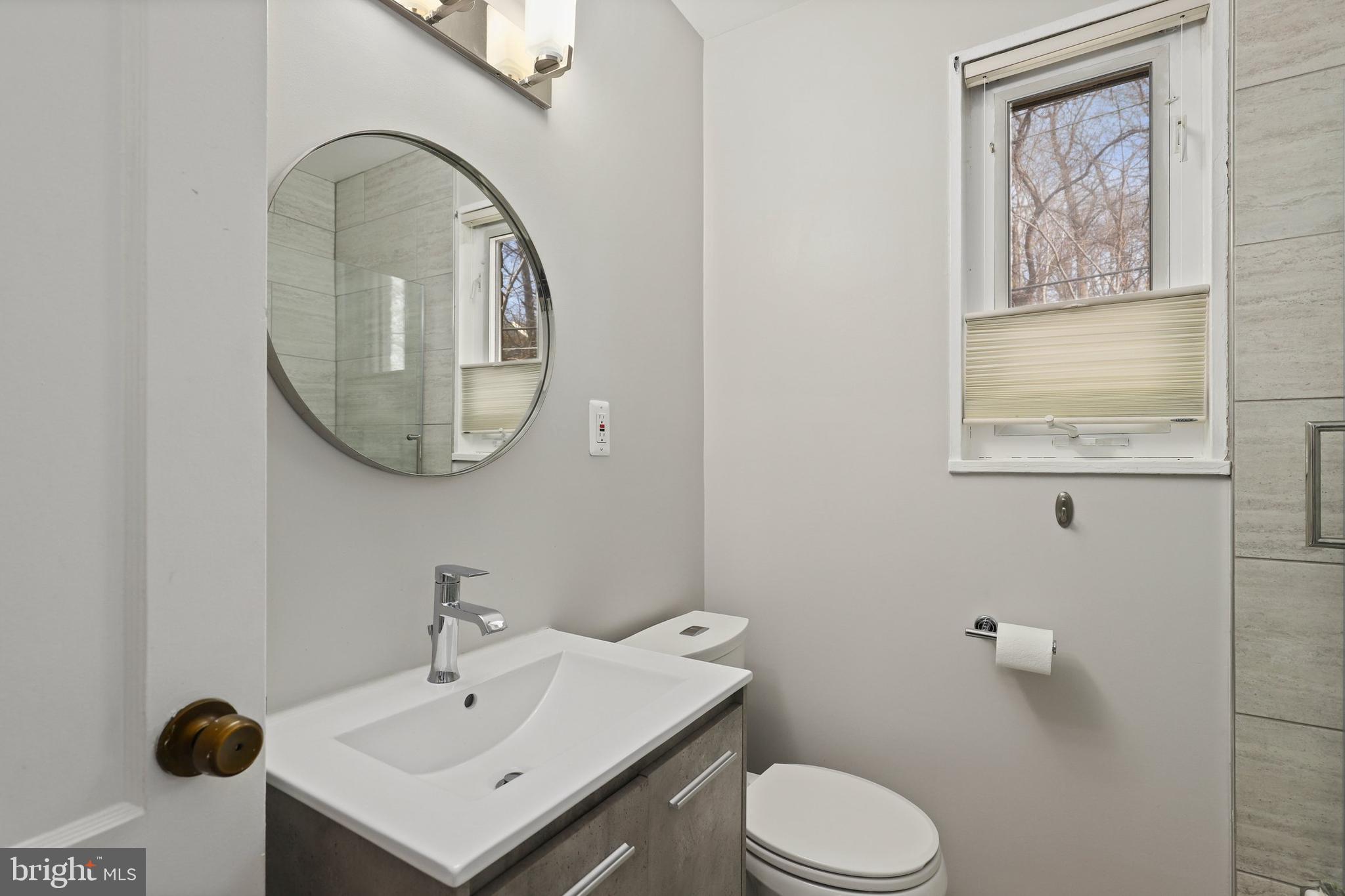 9045 Manchester Road Silver Spring, MD 20901 - Photo 24 of 34