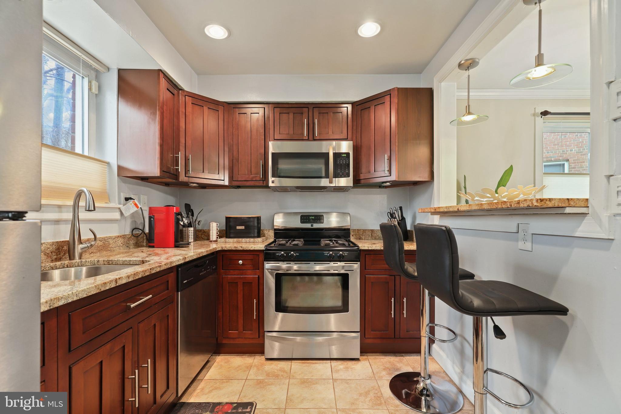 9045 Manchester Road Silver Spring, MD 20901 - Photo 7 of 34