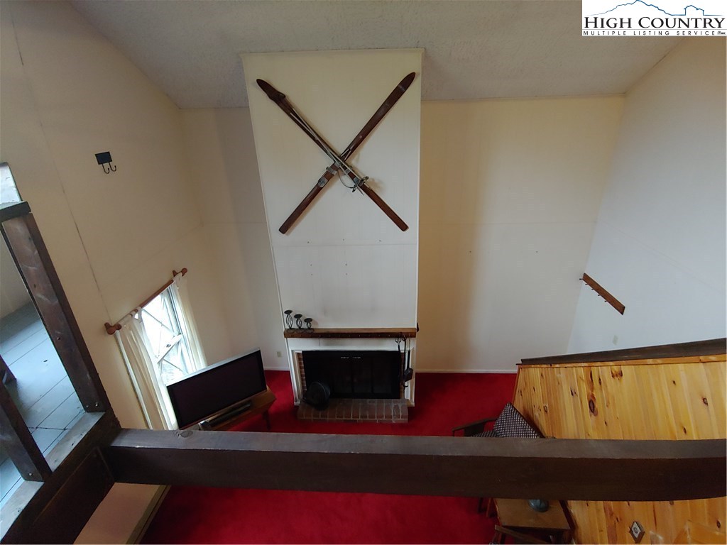 218 Oak Road Beech Mountain, NC 28604 - Photo 11 of 19 Gallery Image 11