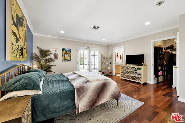 $899,000 | 15513 Cohasset Street, Van Nuys, CA 91406