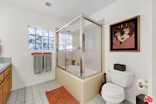 $899,000 | 15513 Cohasset Street, Van Nuys, CA 91406