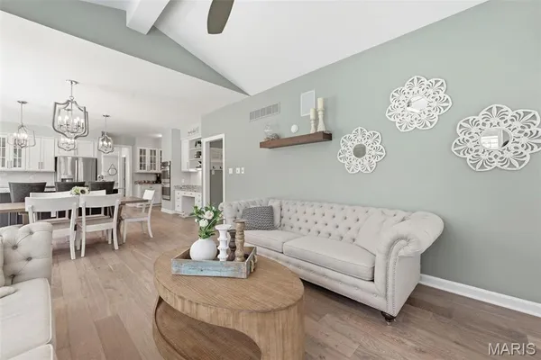 $1,350,000 | 14812 Brook Hill Drive, Chesterfield, MO 63017