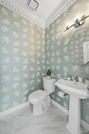 $1,350,000 | 14812 Brook Hill Drive, Chesterfield, MO 63017