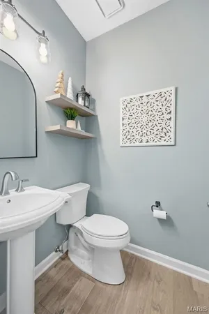 $1,350,000 | 14812 Brook Hill Drive, Chesterfield, MO 63017