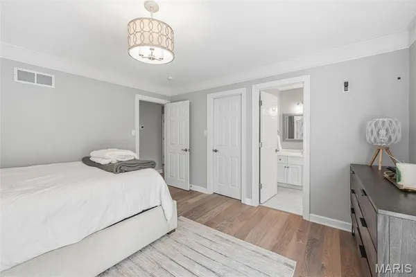 $1,350,000 | 14812 Brook Hill Drive, Chesterfield, MO 63017