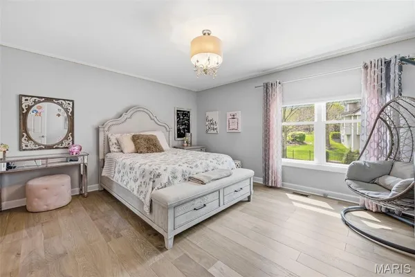 $1,350,000 | 14812 Brook Hill Drive, Chesterfield, MO 63017