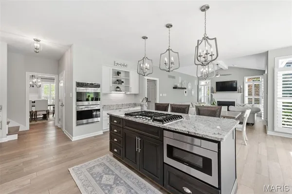 $1,350,000 | 14812 Brook Hill Drive, Chesterfield, MO 63017