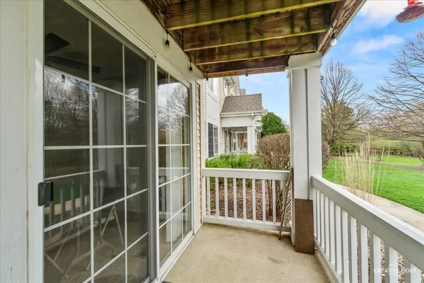 $249,900 | 649 Lincoln Station Drive, Unit 1302, Oswego, IL 60543