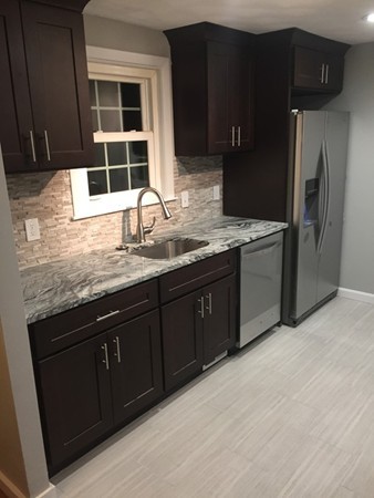 29 Edgewood Road Holbrook, MA 02343 - Photo 1 of 18