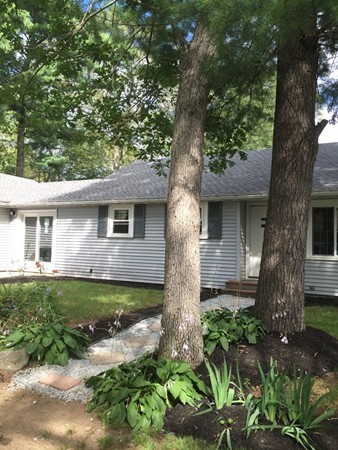 29 Edgewood Road Holbrook, MA 02343 - Photo 2 of 18