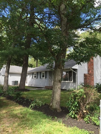 29 Edgewood Road Holbrook, MA 02343 - Photo 3 of 18